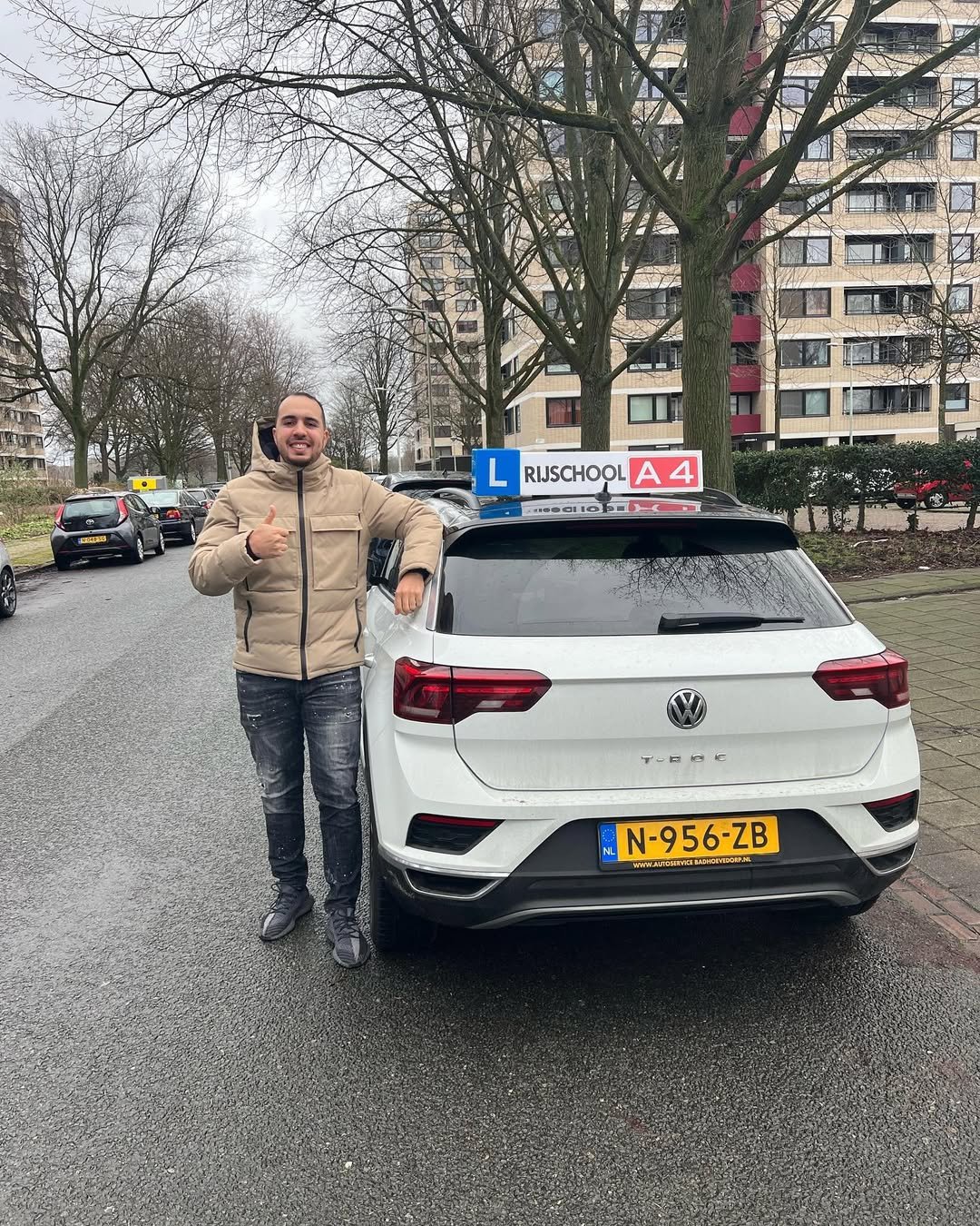 Rijschool Amsterdam-West geslaagde leerling Rafik